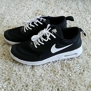 Nike Air Max Thea